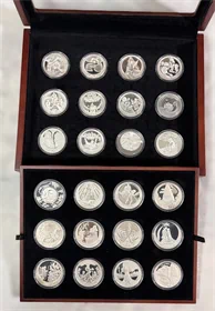 מדליות כסף כל סיפורי התנ״ך במארז עץ